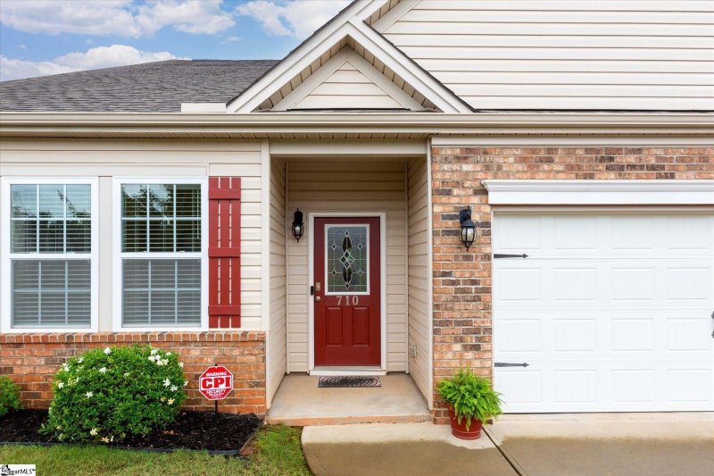 Property image 3 at 710 Westwood Road, Lyman, SC 29365