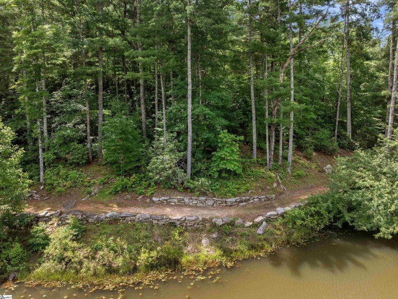 Property image 3 of 25 Lakes Edge Way in The Cliffs at Mountain Park, Marietta, SC 29661