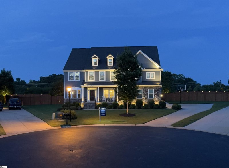 Property image 2 at 430 Cloverland Lane, Duncan, SC 29334