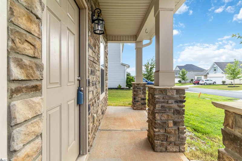 Property image 4 of 177 Viewmont Drive in Wilson Farms, Duncan, SC 29334