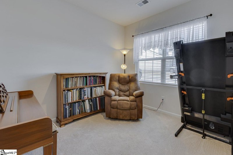 Property image 3 at 9 Table Mountain Trail, Greer, SC 29651