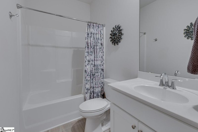 Property image 5 at 9 Table Mountain Trail, Greer, SC 29651