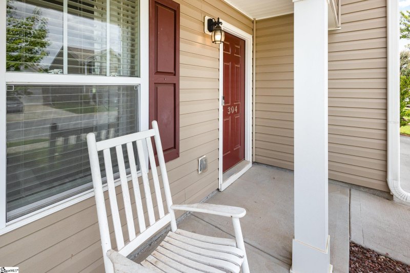 Property image 4 of 304 Millen Drive in Ellington, Woodruff, SC 29388