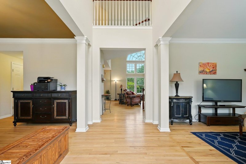 Property image 4 at 108 Myrtle Way, Greer, SC 29650