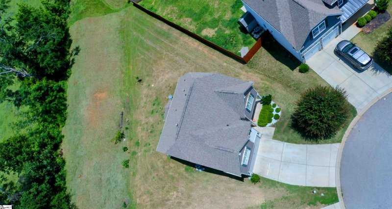 Property image 5 of 406 Willow Grove Way in Shackleburg Farms, Anderson, SC 29631-4541