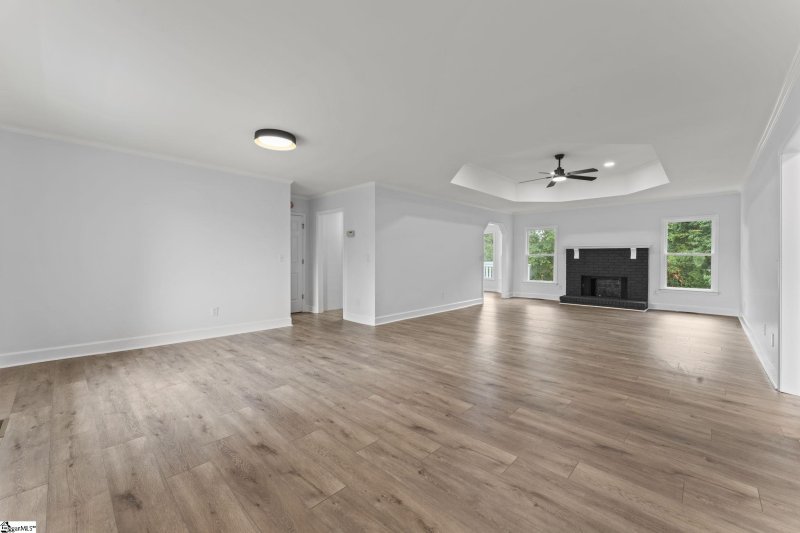 Property image 4 of 2005 Gap Creek Road in Country Club Estates, Greer, SC 29651-5927