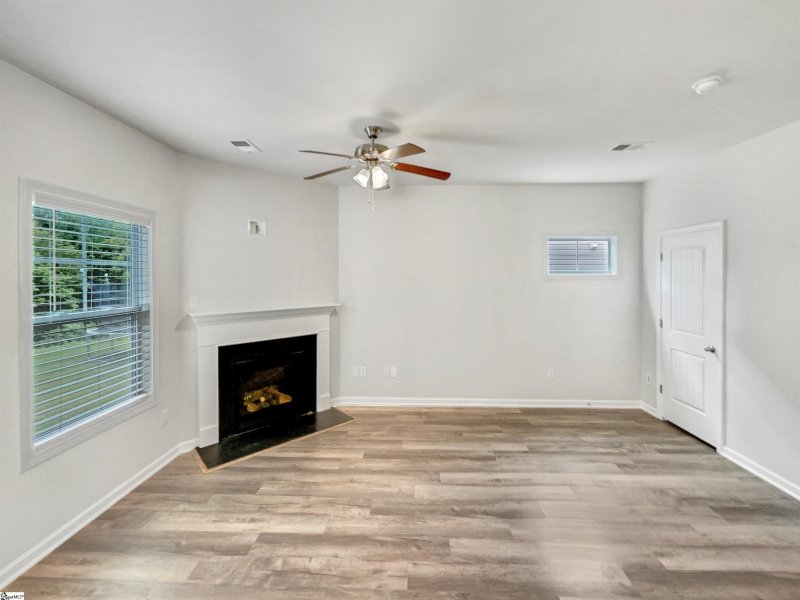 Property image 3 at 163 Highland Park Court, Easley, SC 29642