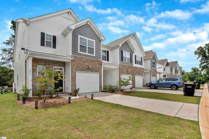 Property image 3 of 206 Stellate Place in Magnolia Glen, Simpsonville, SC 29680