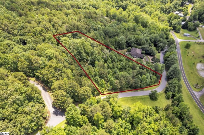 Property image 2 of 6 Foxboro Road in Cliffs Valley, Travelers Rest, SC 29690