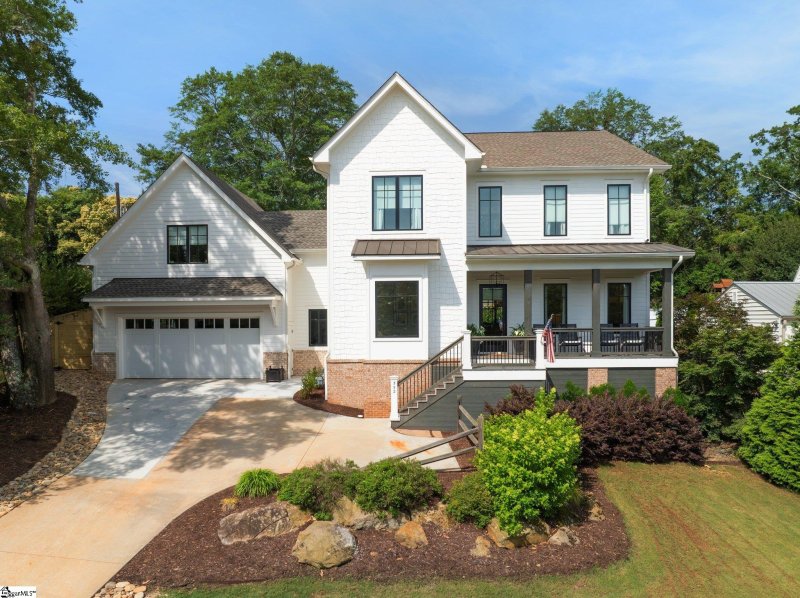 352 Pine Forest Drive Extension