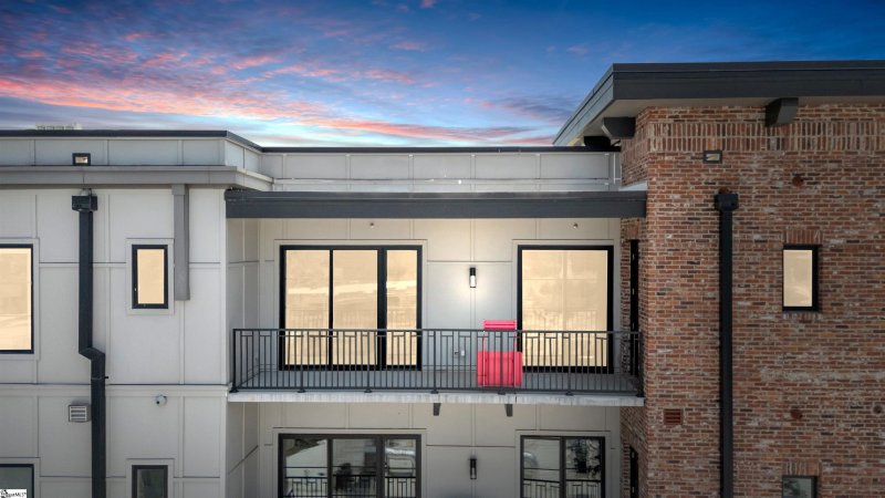 Property image 3 of 110 N Markley Street in Markley Place, Greenville, SC 29601