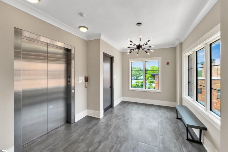 Property image 4 of 110 N Markley Street in Markley Place, Greenville, SC 29601