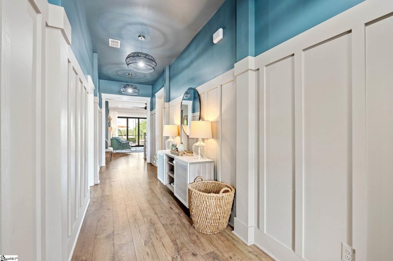 Property image 4 at 324 Novelty Drive, Greer, SC 29651