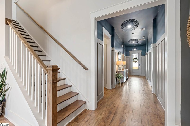 Property image 5 at 324 Novelty Drive, Greer, SC 29651