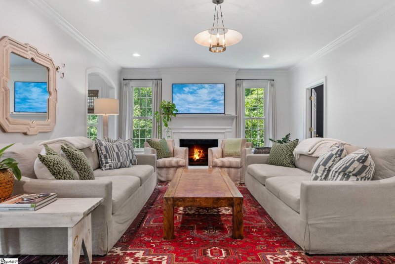 Property image 2 at 209 Covington Court, Greenville, SC 29617