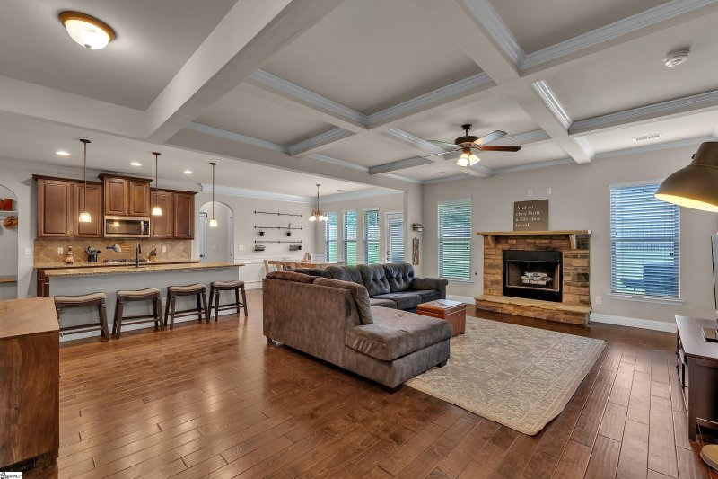 Property image 3 at 412 Aschoff Court, Simpsonville, SC 29680