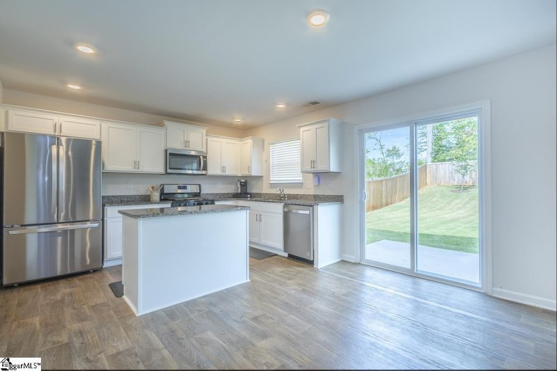 Property image 3 at 313 Sweetgrass Lane, Piedmont, SC 29673