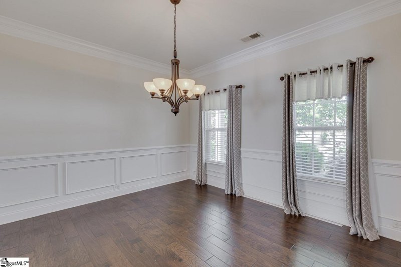 Property image 3 of 109 Windsor Creek Court in Windsor Creek, Simpsonville, SC 29681