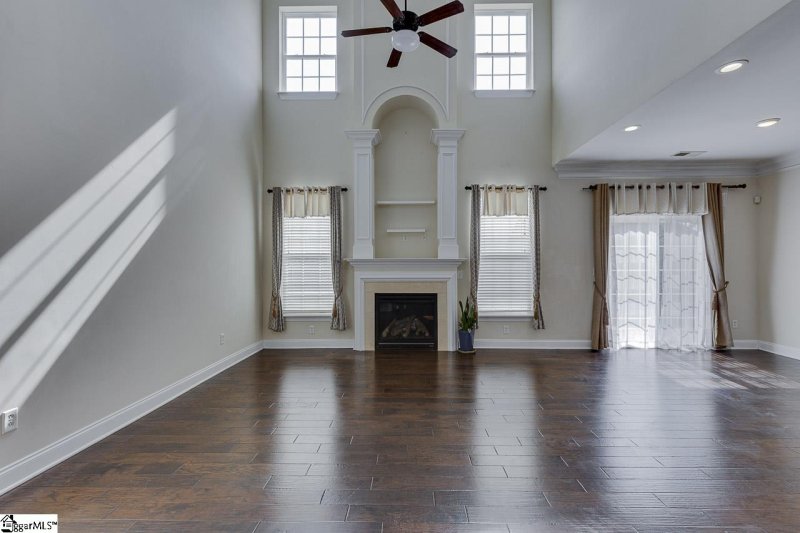 Property image 5 of 109 Windsor Creek Court in Windsor Creek, Simpsonville, SC 29681