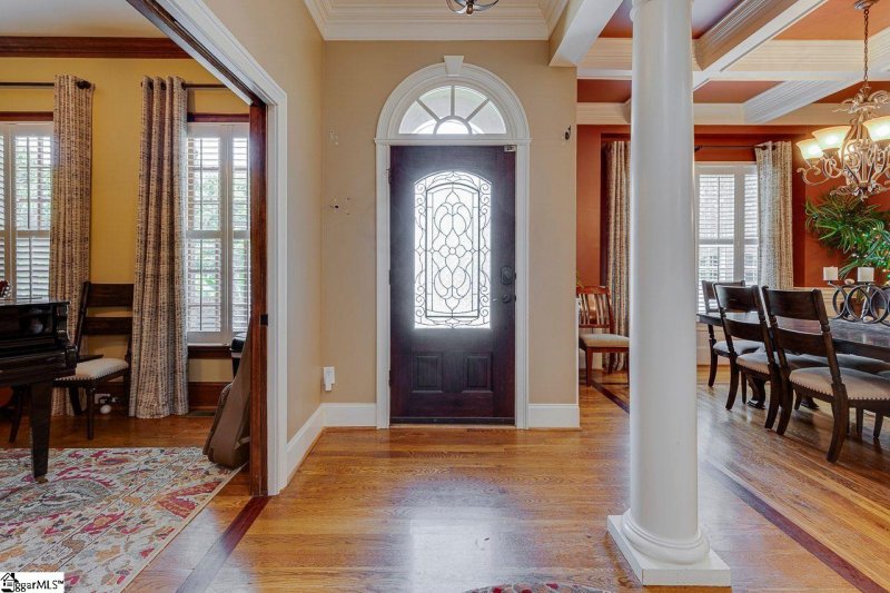 Property image 3 at 6 Knightsbridge Drive, Simpsonville, SC 29681