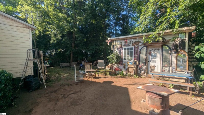 Property image 3 at 109 Hammett Street, Greenville, SC 29609