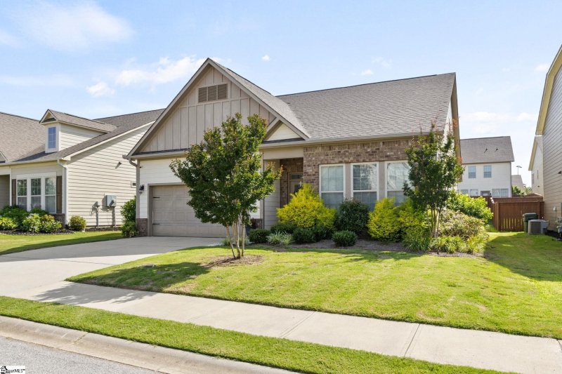 Property image 2 at 120 Noble Wing Lane, Taylors, SC 29687