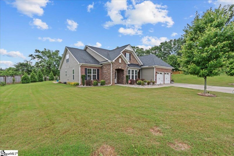 Property image 4 at 228 Holstein Court, Fountain Inn, SC 29644