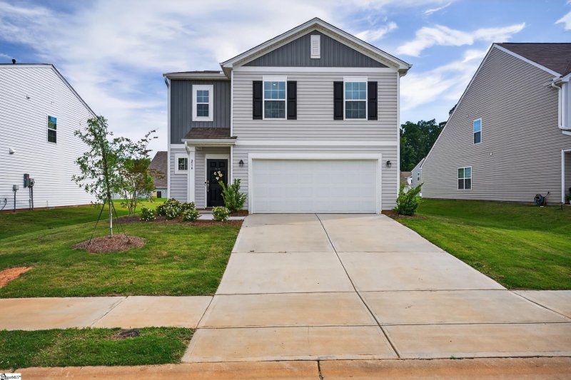Property image 2 at 216 Wintersweet Way, Greenville, SC 29605