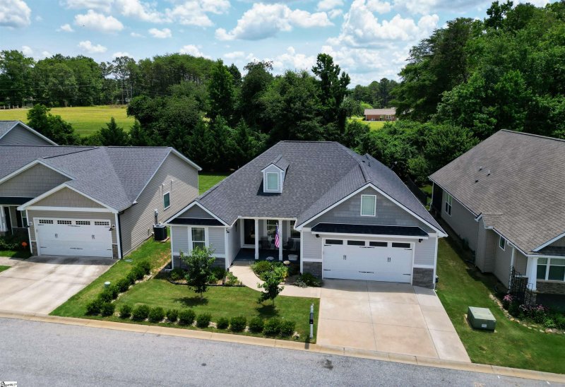 Property image 2 at 248 Page Creek Boulevard, Landrum, SC 29356