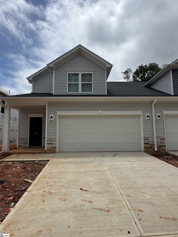 Property image 2 at 423 Mariene Drive, Greenville, SC 29607