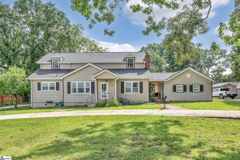 White Oaks, Greenville community