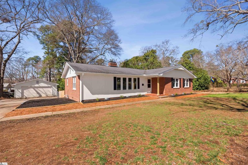 Property image 3 at 306 Fernwood Drive, Spartanburg, SC 29307