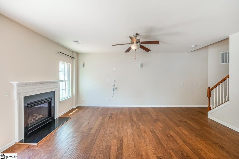 Property image 5 of 333 Bellerive Drive in Townes at River Falls, Duncan, SC 29334