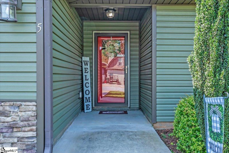 Property image 2 at 5 Caulfield Court, Fountain Inn, SC 29644