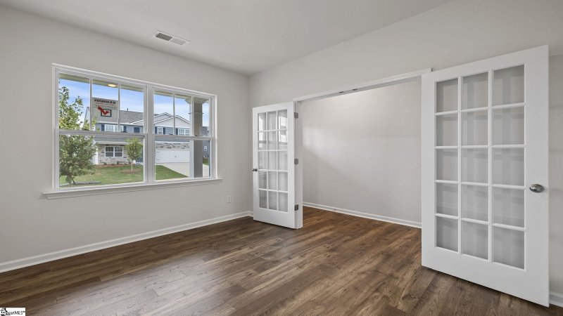 Property image 4 of 222 Mosby Drive in Durbin Meadows, Fountain Inn, SC 29644