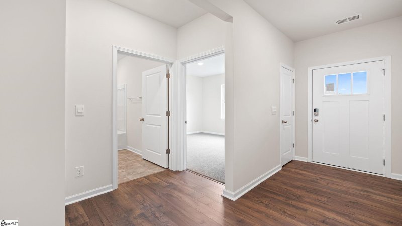 Property image 5 of 220 Mosby Drive in Durbin Meadows, Fountain Inn, SC 29644