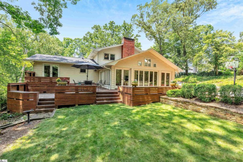 Property image 3 at 12 Pimlico Court, Greenville, SC 29607