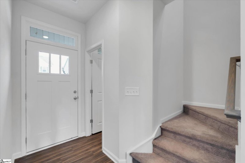 Property image 4 at 313 E Compass Way, Easley, SC 29640