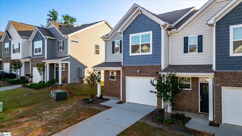 Property image 2 of 291 E Compass Way in North View, Easley, SC 29640