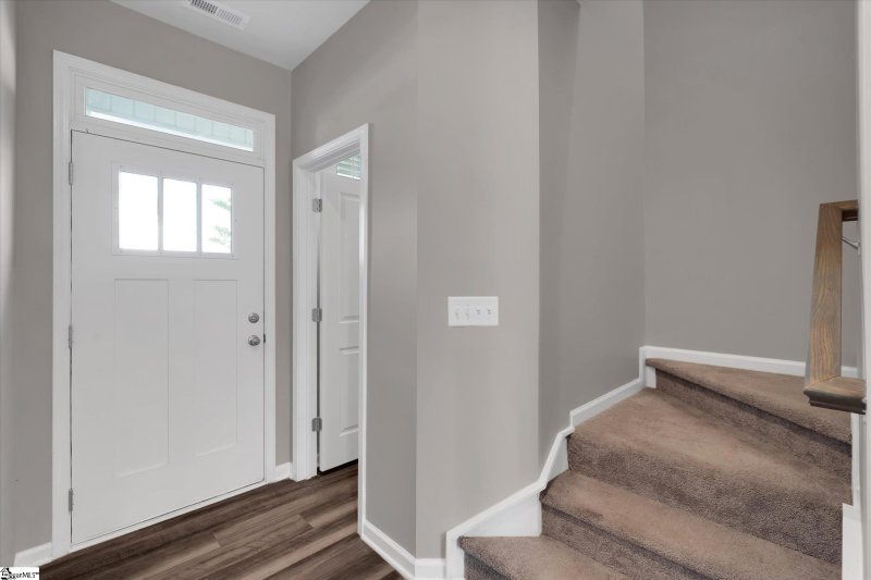 Property image 4 of 291 E Compass Way in North View, Easley, SC 29640