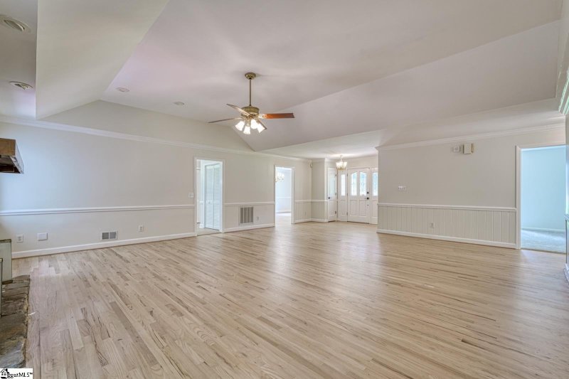 Property image 3 at 148 Woodridge Drive, Spartanburg, SC 29301