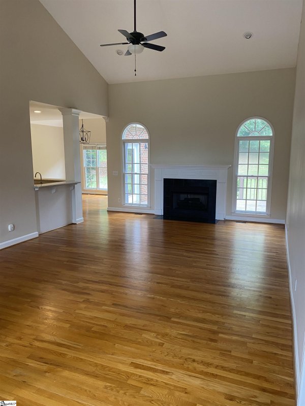 Property image 5 of 523 Meadowsweet Lane in Roper Mountain Estates, Greenville, SC 29615