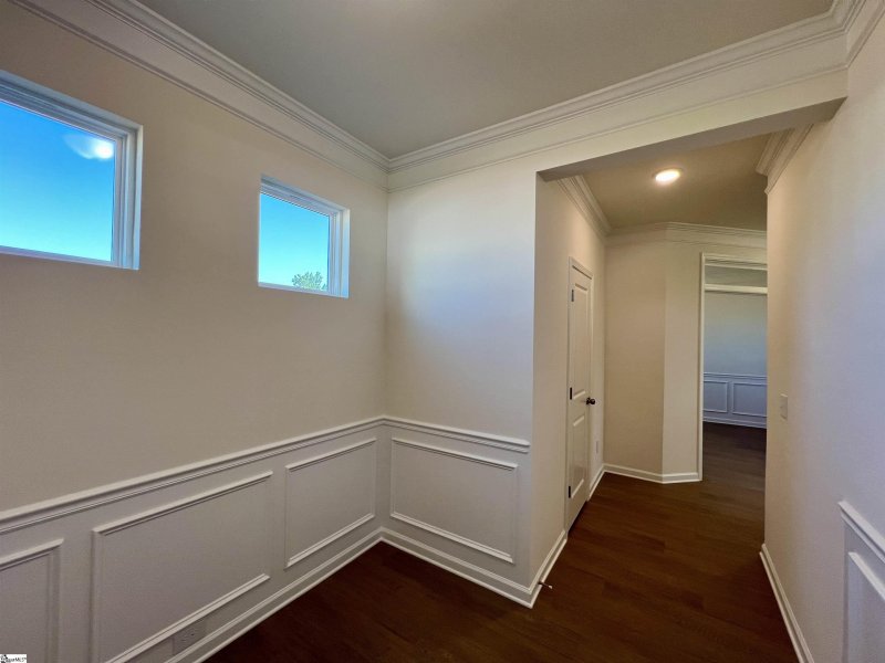 Property image 2 of 619 Werner Way in Bellevue, Greenville, SC 29611