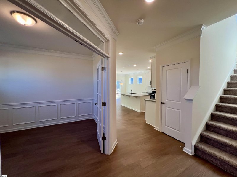 Property image 4 of 619 Werner Way in Bellevue, Greenville, SC 29611