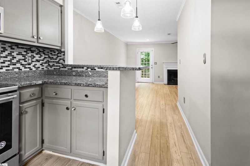 Property image 4 of 104 E Bay Court in Woodwind, Mauldin, SC 29644