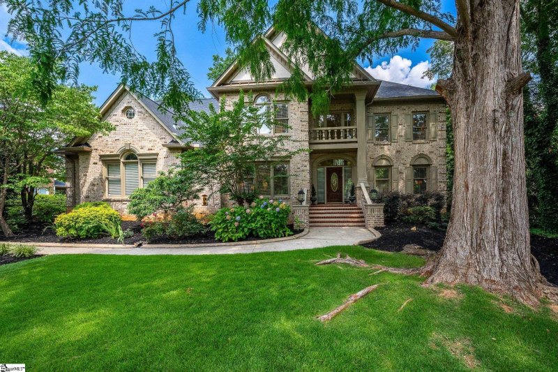 Property image 2 at 403 Barrington Park Drive, Greer, SC 29650