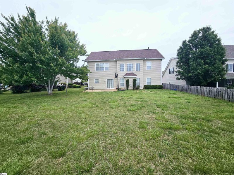 Property image 4 of 41 Hurshfield Court in Blue Ridge Plantation, Taylors, SC 29687
