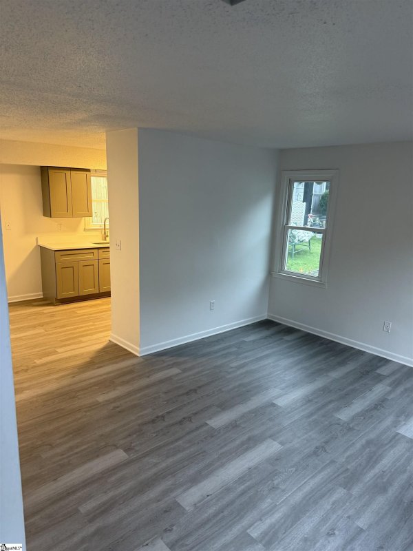 Property image 2 at 20 Starlake Drive, Simpsonville, SC 29681