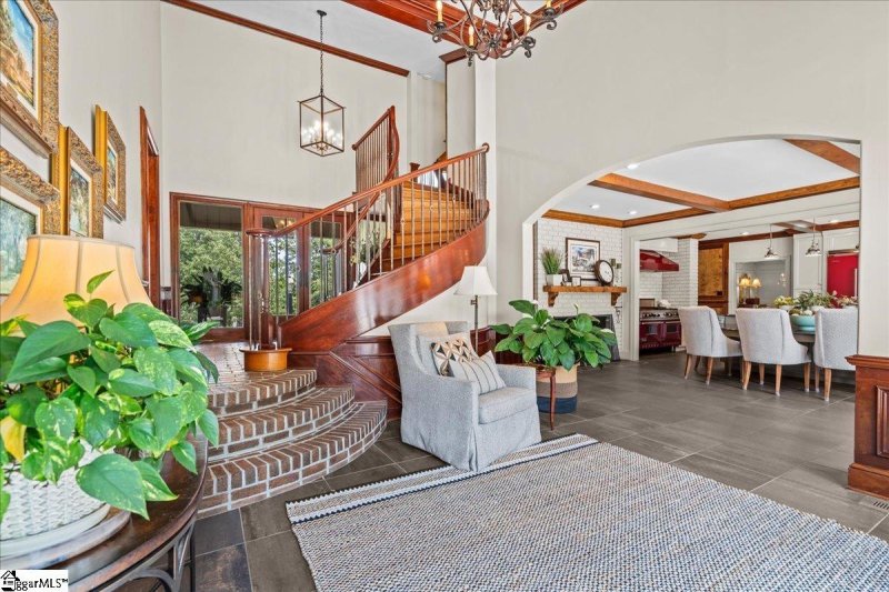 Property image 4 at 4 Huntington Court, Greenville, SC 29615