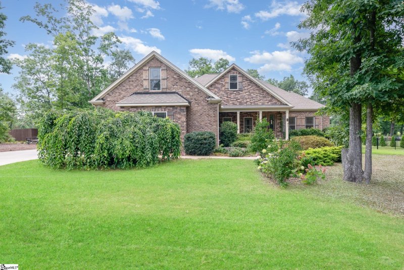 Property image 3 at 28 Ione Circle, Williamston, SC 29697